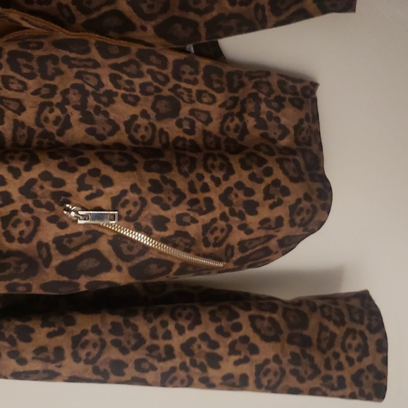 NWT Tahari Brown Faux Suede Leopard Print Moto Biker Jacket Size S - Picture 4 of 12